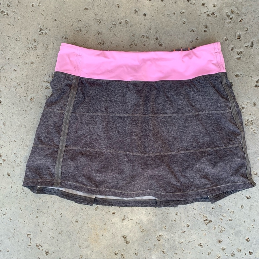 Lululemon Pace Rival Skirt/skort  size 6 Heather Grey and Pink four way stretch - Picture 7 of 14